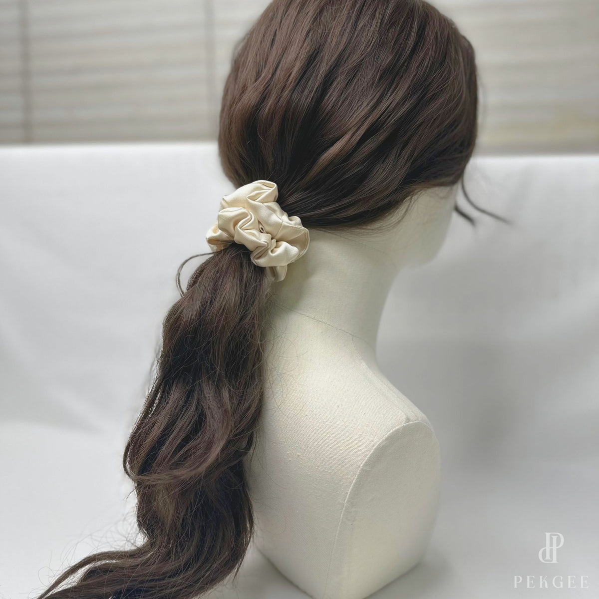 Signature Satin Scrunchies | Champagne