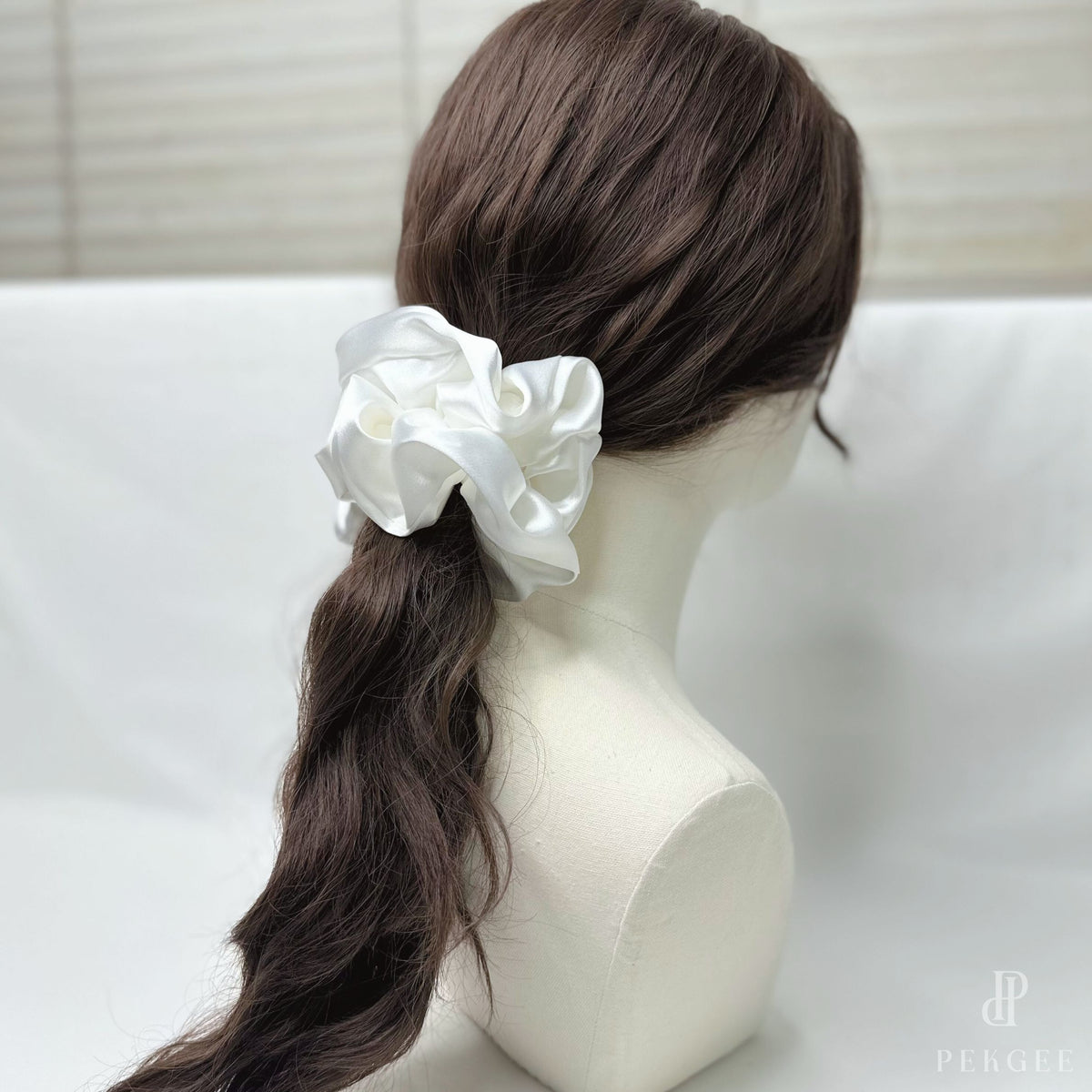 Signature Satin Scrunchies | Pearl White